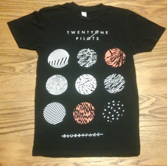 🎸 Twenty-one Pilots Shirt Blurryface Columbus Ohio 🎹 🥁 21 Pilots Twenty One - Picture 3 of 8